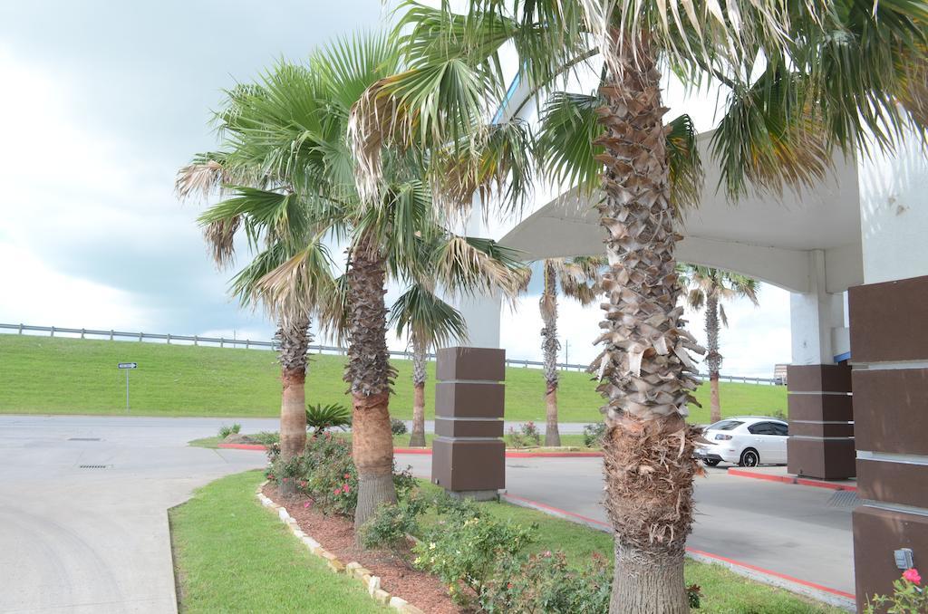 America'S Best Value Inn & Suites - Rosenberg/Houston Екстер'єр фото
