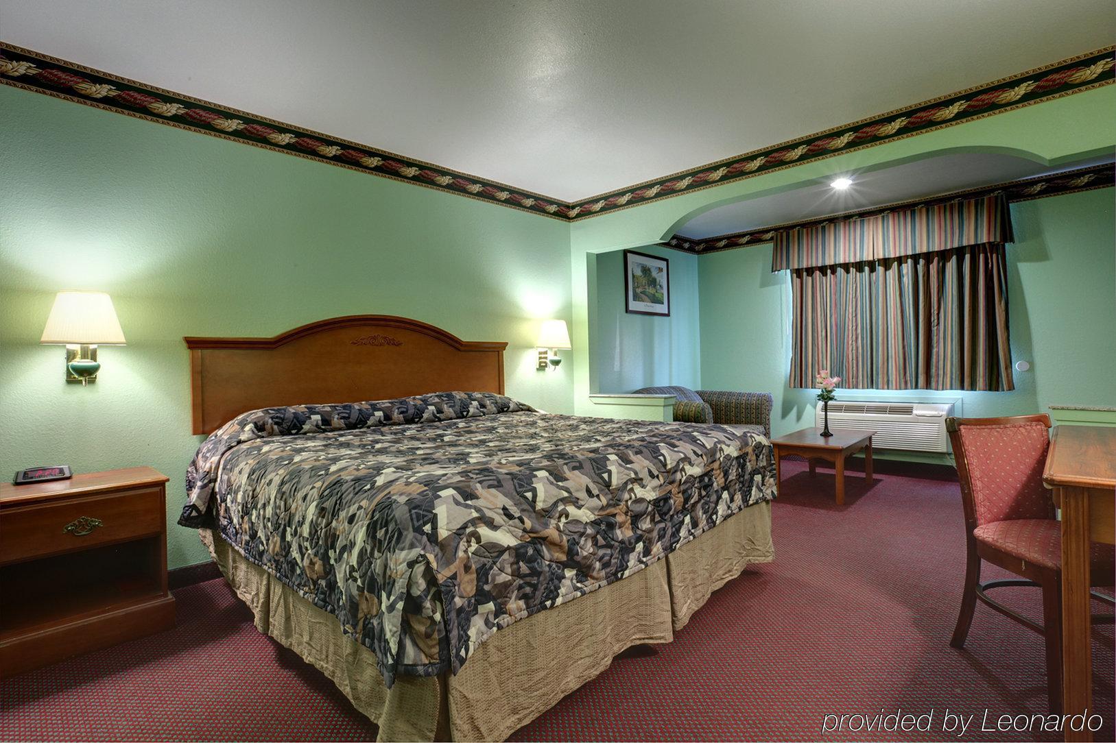 America'S Best Value Inn & Suites - Rosenberg/Houston Номер фото